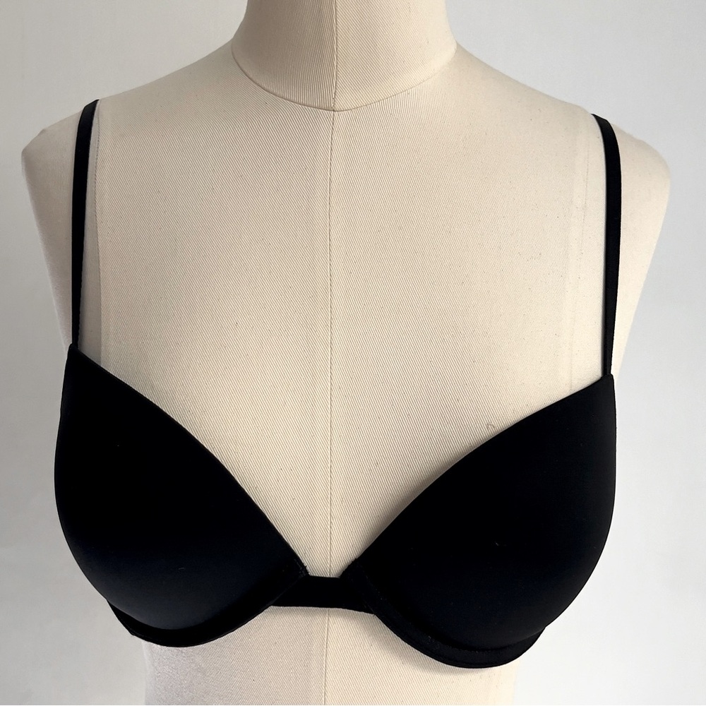 VICTORIA’S SECRET Deluxe Push-Up Bra NWT